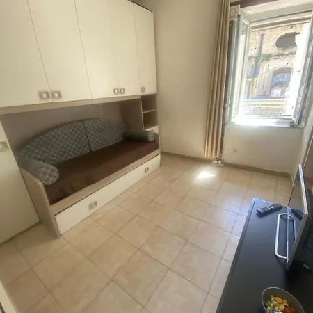 Apartment La Casina Di Gio In The City Center Wi-fi,panorama